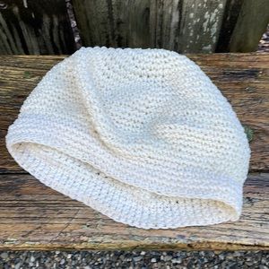 Vintage 1960’s cream knit madcaps beret style cap